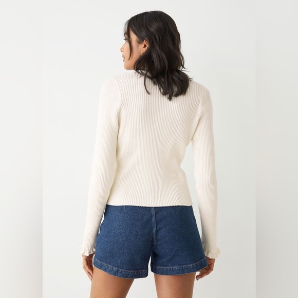 Tie Front Knit Cardigan in Cream - Picture 3 of 10